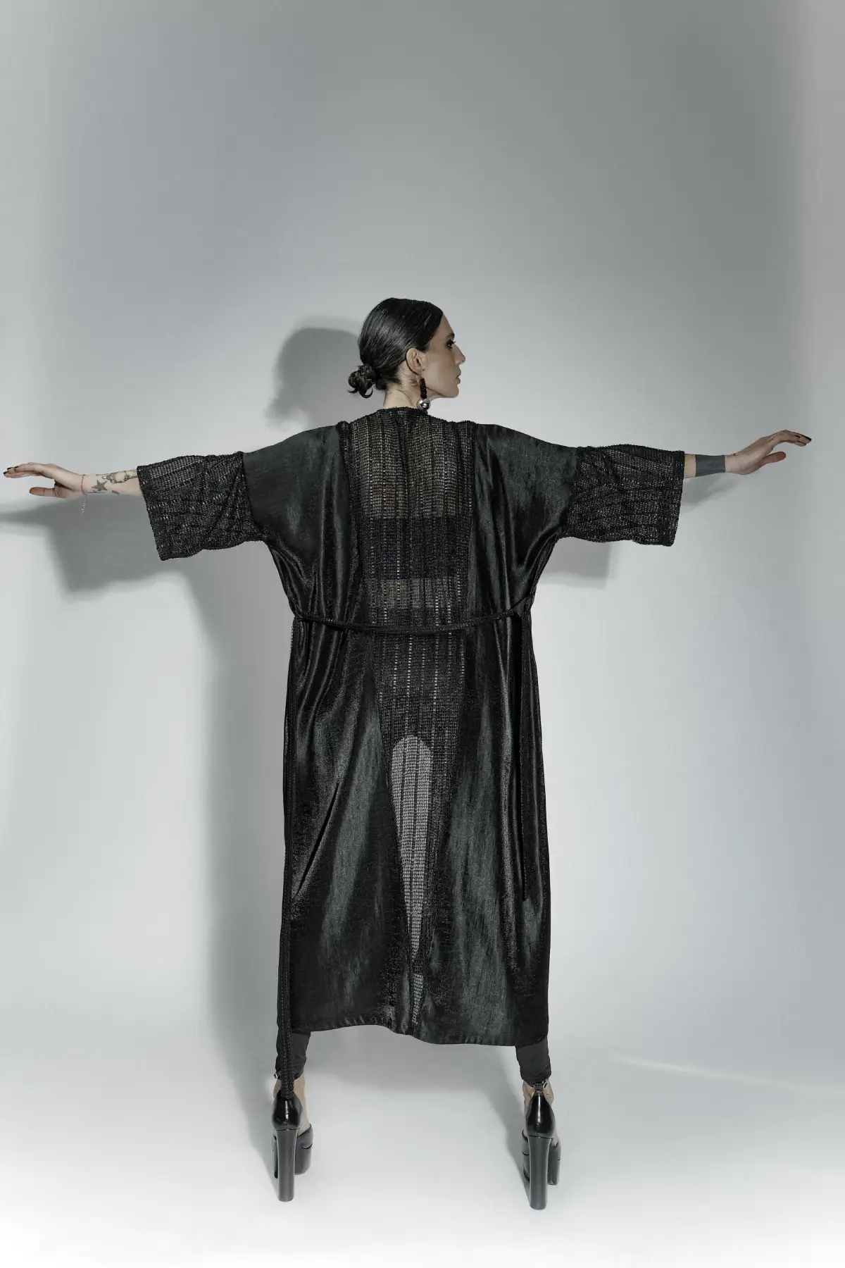 Two-Fabric Long Kimono (1)